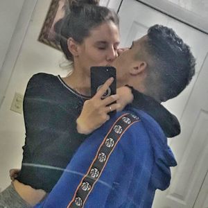 Meet your Posher, Emanuel